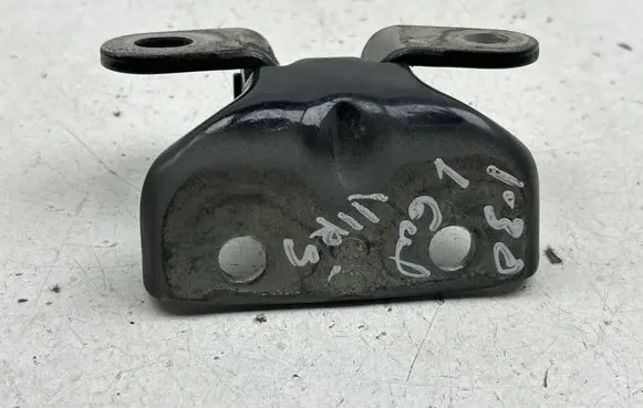 Hyundai i30 Rear door upper hinge 