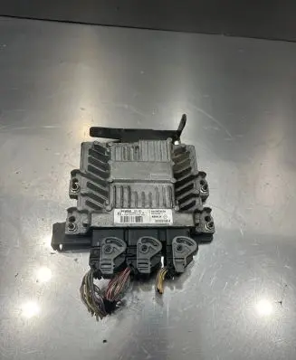 Renault Megane II Engine control unit/module 8200592611 8200659536
