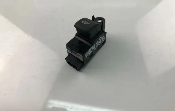Volvo V40 Electric window control switch 31394840