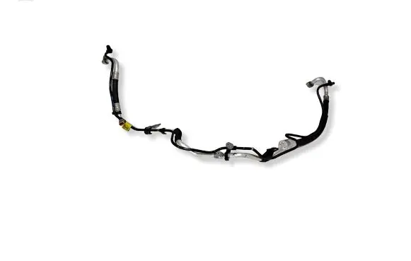 Opel Corsa F Air conditioning (A/C) pipe/hose 9833241880