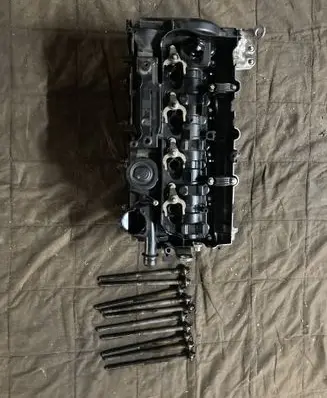 BMW 5 F10 F11 Engine head N47D20C 90909091 3114111300297