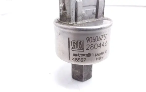 Opel Vectra B Air conditioning (A/C) pressure sensor 280446 90506751