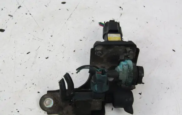 Toyota Avensis T220 Valve vacuum 