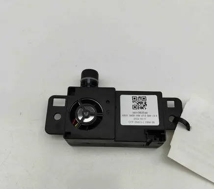 Opel Astra L Air quality sensor 9831983580