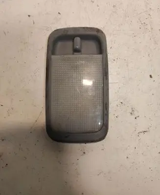Toyota RAV 4 (XA20) Rear seat light