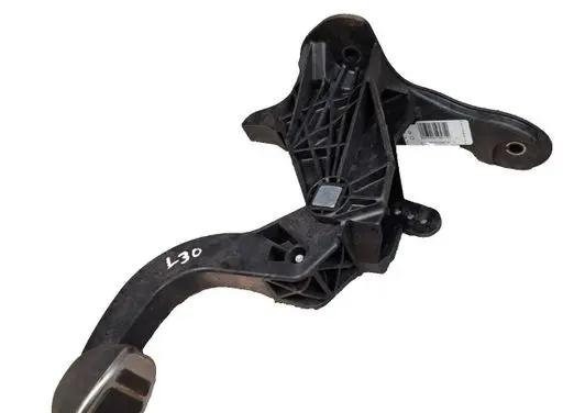 Peugeot 2008 II Clutch pedal 9824262180