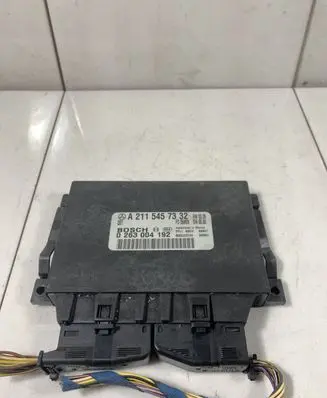 Mercedes-Benz E W211 Parking PDC control unit/module A2115457332