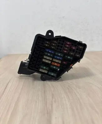 Audi A6 S6 C6 4F Fuse box set 8D1941824