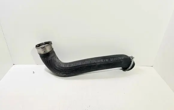Volvo V40 Intercooler hose/pipe 31422405