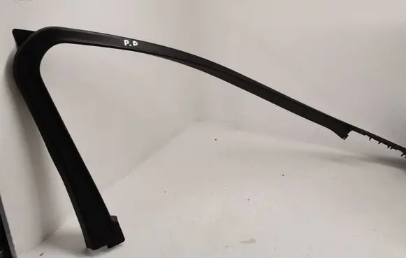 BMW 5 F10 F11 Front door window/glass frame 7182011