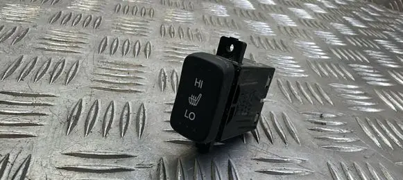 Honda CR-V Seat heating switch M36580