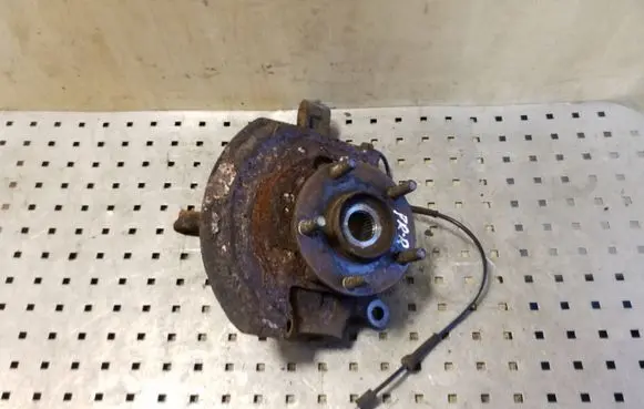 Nissan Qashqai Front wheel hub