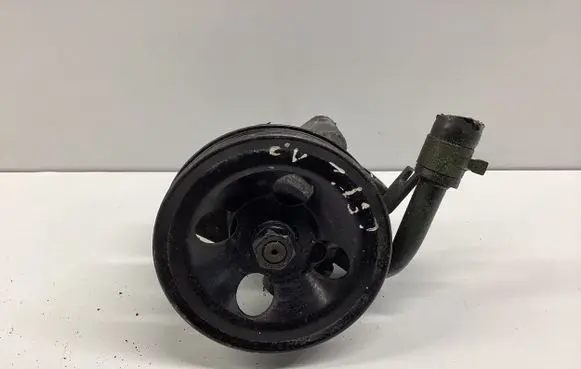 Hyundai Getz Power steering pump 571101C810