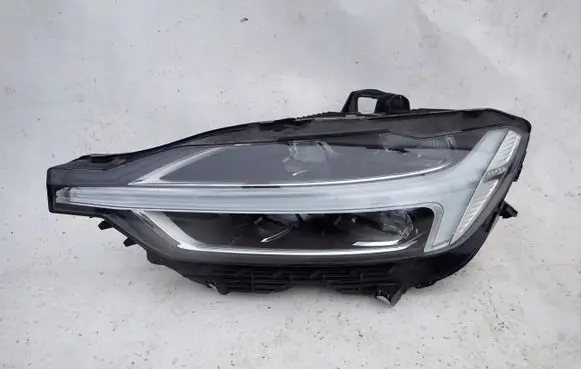 Volvo XC60 Headlight/headlamp