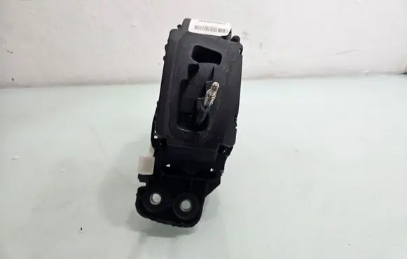 Dodge Grand Caravan Gear shifter/selector P1UC34DX9AF