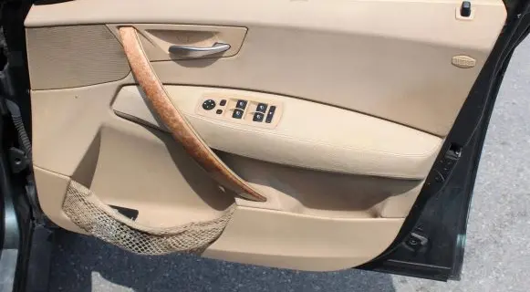 BMW X3 E83 Front door card panel trim