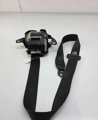 BMW 6 F12 F13 Front seatbelt 7348092