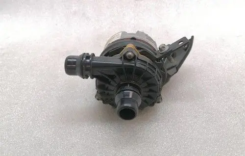 Mercedes-Benz C W206 Electric auxiliary coolant/water pump A0005003800