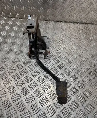 Dodge Caliber Brake pedal V015