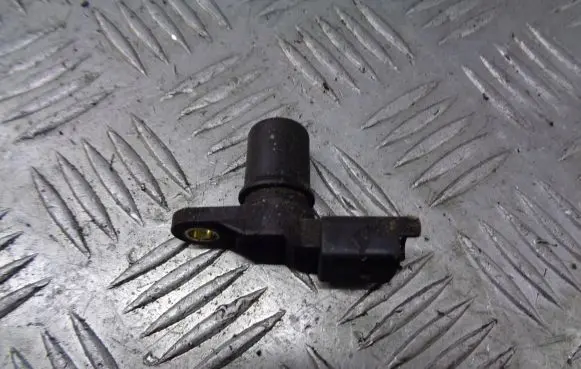Nissan Note (E11) Crankshaft position gear 8200033686