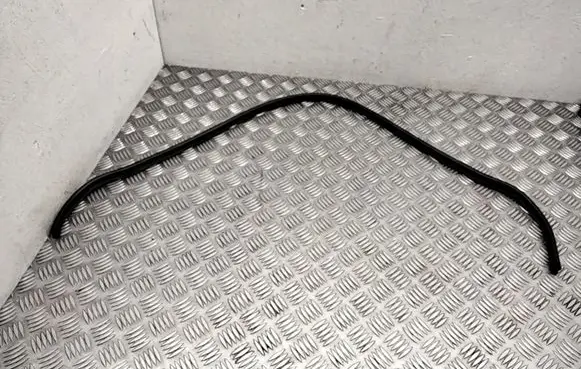 Subaru Forester SH Engine compartment rubber 