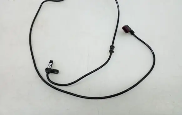 Mercedes-Benz CLS C219 ABS rear brake sensor A2115402417