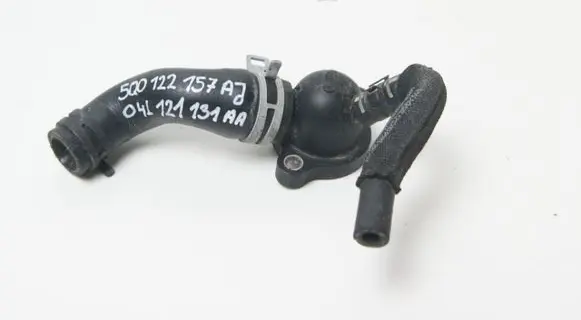 Volkswagen Golf VII Engine coolant pipe/hose 5Q0122157AJ