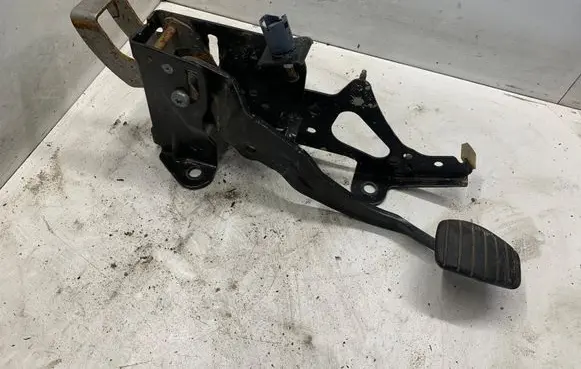 Renault Megane II Brake pedal 20639A00