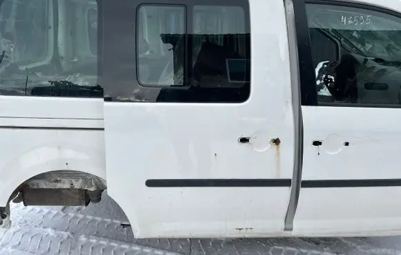 Volkswagen Caddy Side sliding door 
