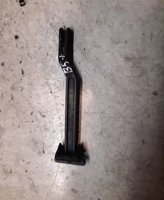 Volkswagen PASSAT B5.5 Engine bonnet (hood) release handle 3B0823593