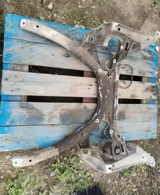 BMW 5 E60 E61 Front subframe 6759461 440446054