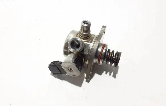 Volvo XC60 Fuel injection high pressure pump 32363034