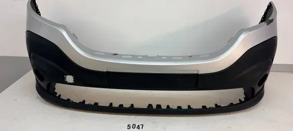 Renault Trafic III (X82) Front bumper 620223380R