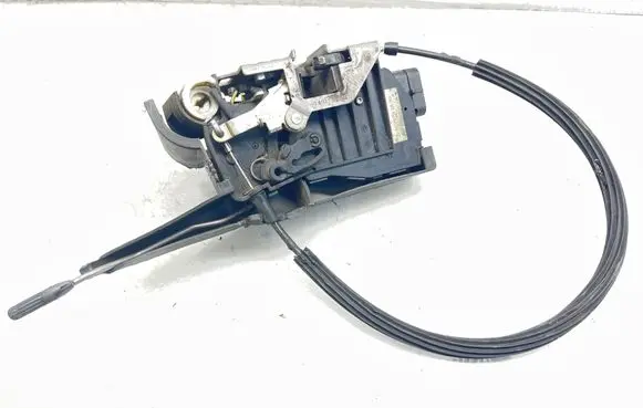 Mercedes-Benz ML W163 Front door lock A1637202835
