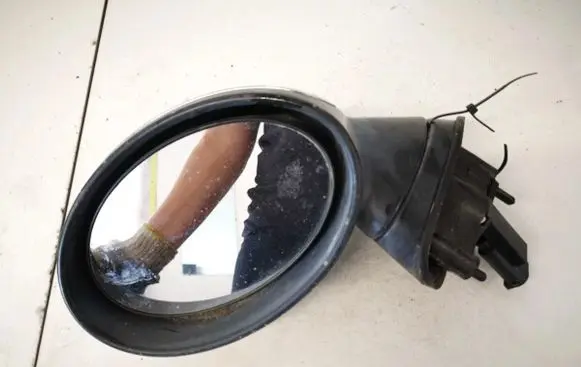 Mini One - Cooper R50 - 53 Front door electric wing mirror