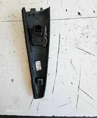 Ford Ka Wing mirror switch 735438275