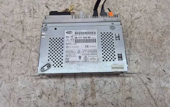 Peugeot 2008 I Radio/CD/DVD/GPS head unit 9817705580 503551227221 1R0414155
