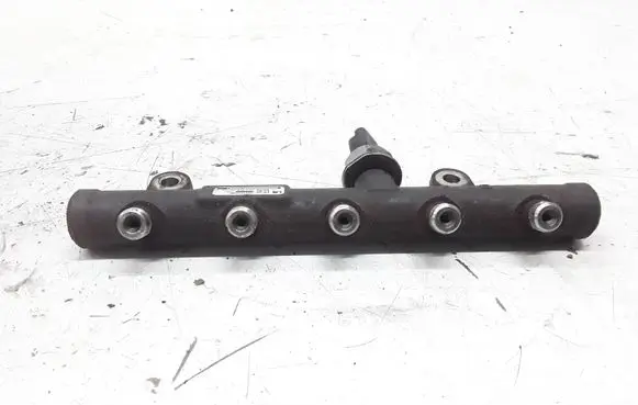 Citroen C5 Fuel main line pipe 9681649580