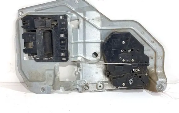 Volkswagen Transporter - Caravelle T5 Tailgate exterior lock 7H0829309