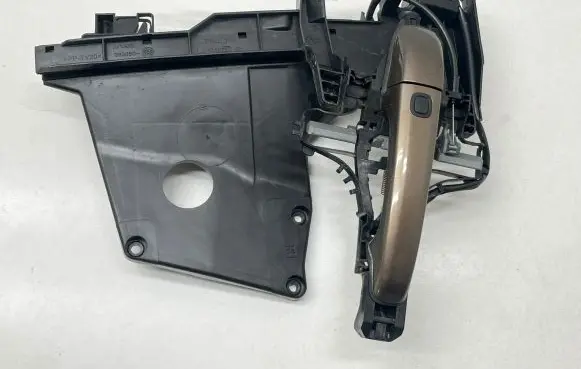 Volvo V70 Front door exterior handle 30661073 983050103