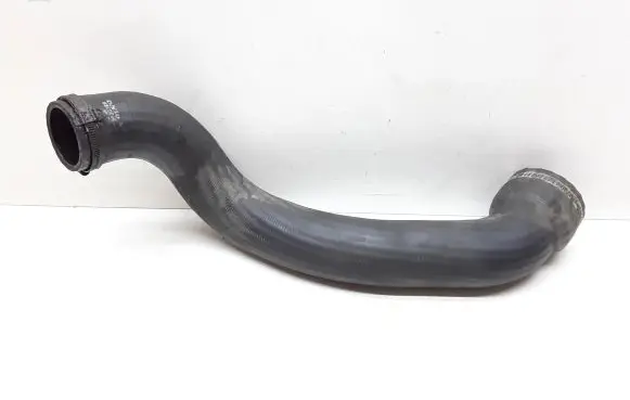 Volvo V70 Intercooler hose/pipe 30636786