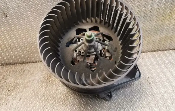 Mini One - Cooper Coupe R56 Heater fan/blower 990403A