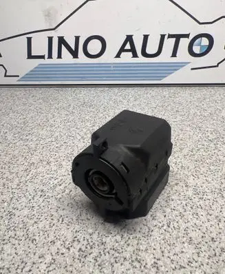 BMW 5 E39 Ignition lock contact 8363706