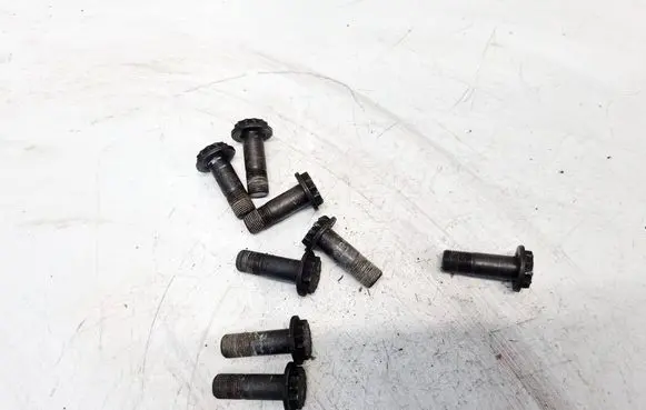 Honda CR-V Nuts/bolts 