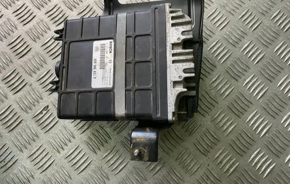 Volkswagen Sharan Engine control unit/module 028906021P 28SA2729 0281001251