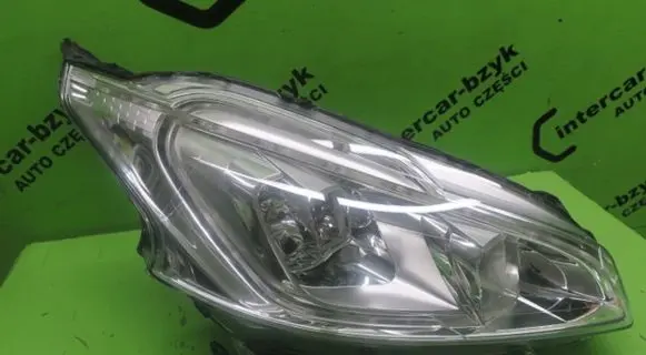 Peugeot 208 Headlight/headlamp
