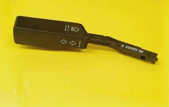 Opel Vectra C Indicator stalk 9181070DD