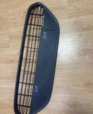 Ford Focus Front bumper lower grill 8M5117B968 8M5117B968A