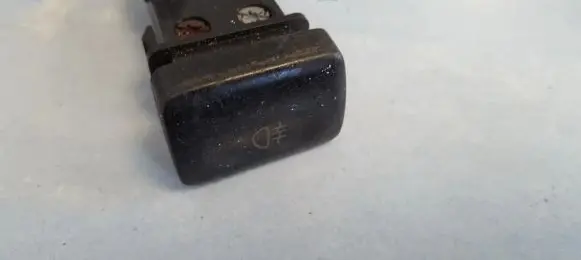 Nissan Sunny Fog light switch 