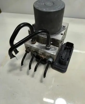BMW X5 F15 ABS Pump 6884730 6884729 XC9F15